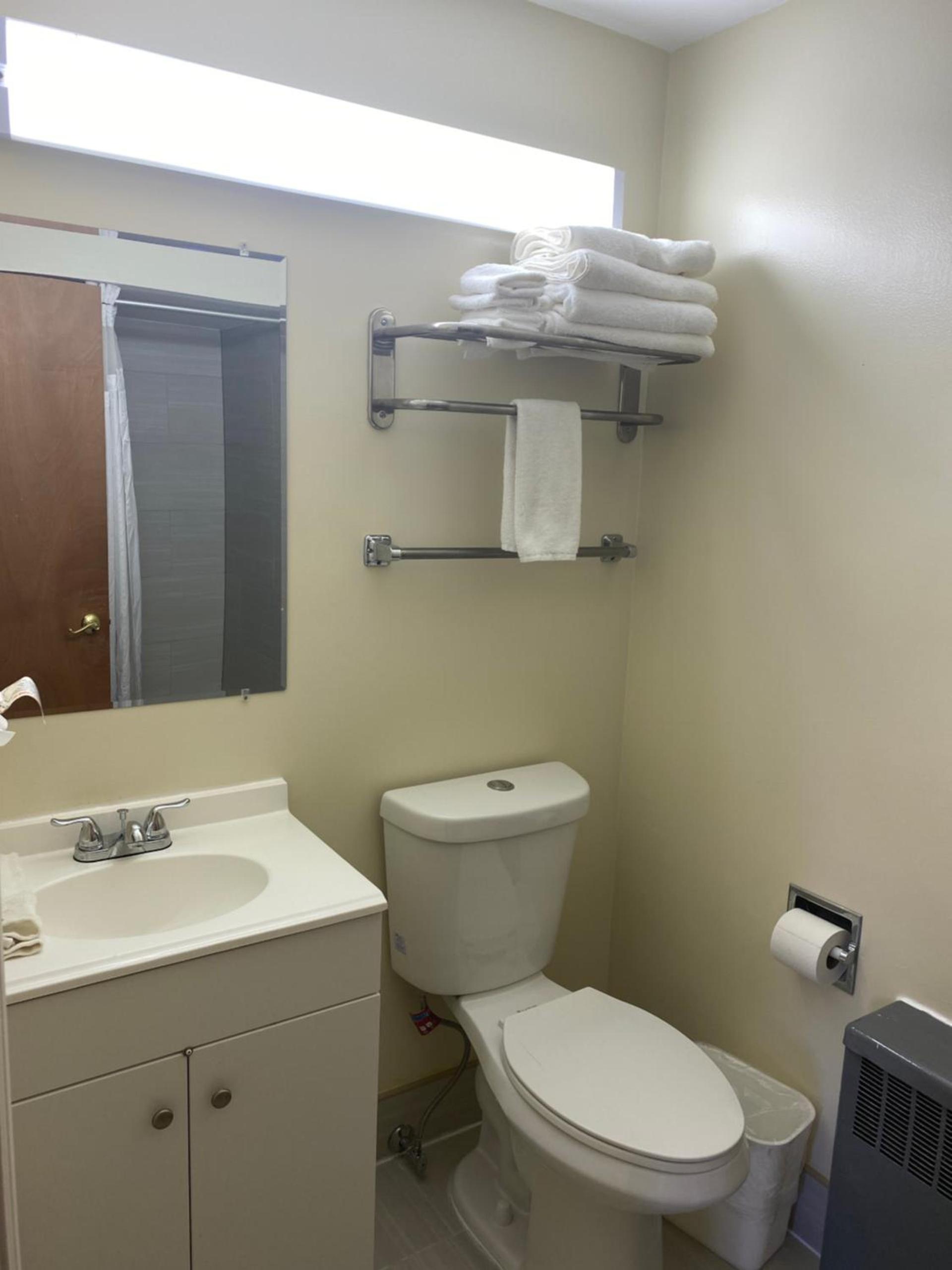 Bellevue Hotel and Suites photo 27
