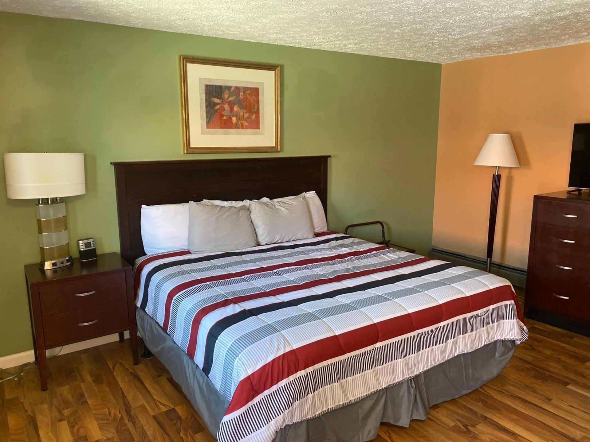 Bellevue Hotel and Suites photo 26
