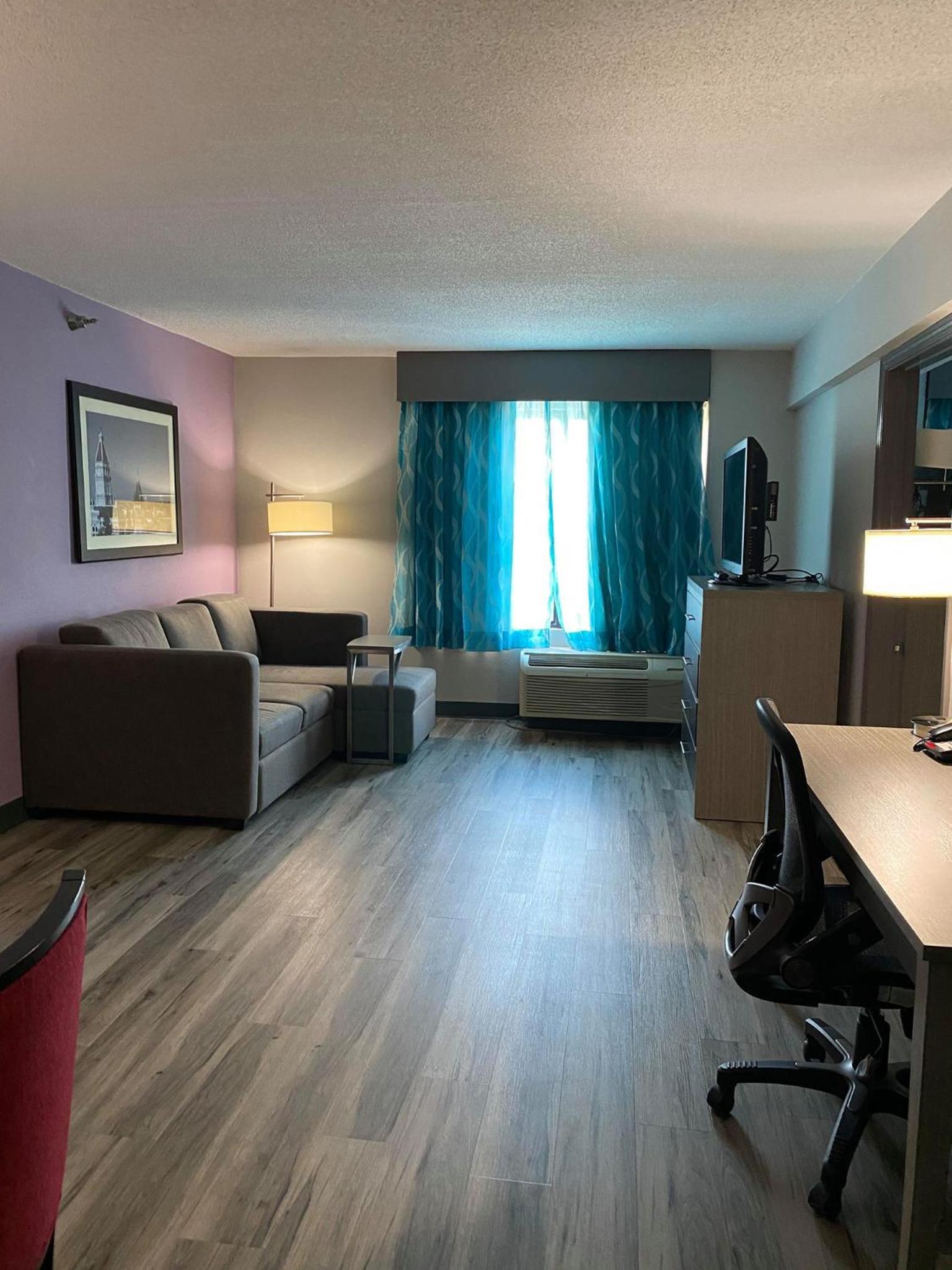 La Quinta by Wyndham Clarksville photo 10