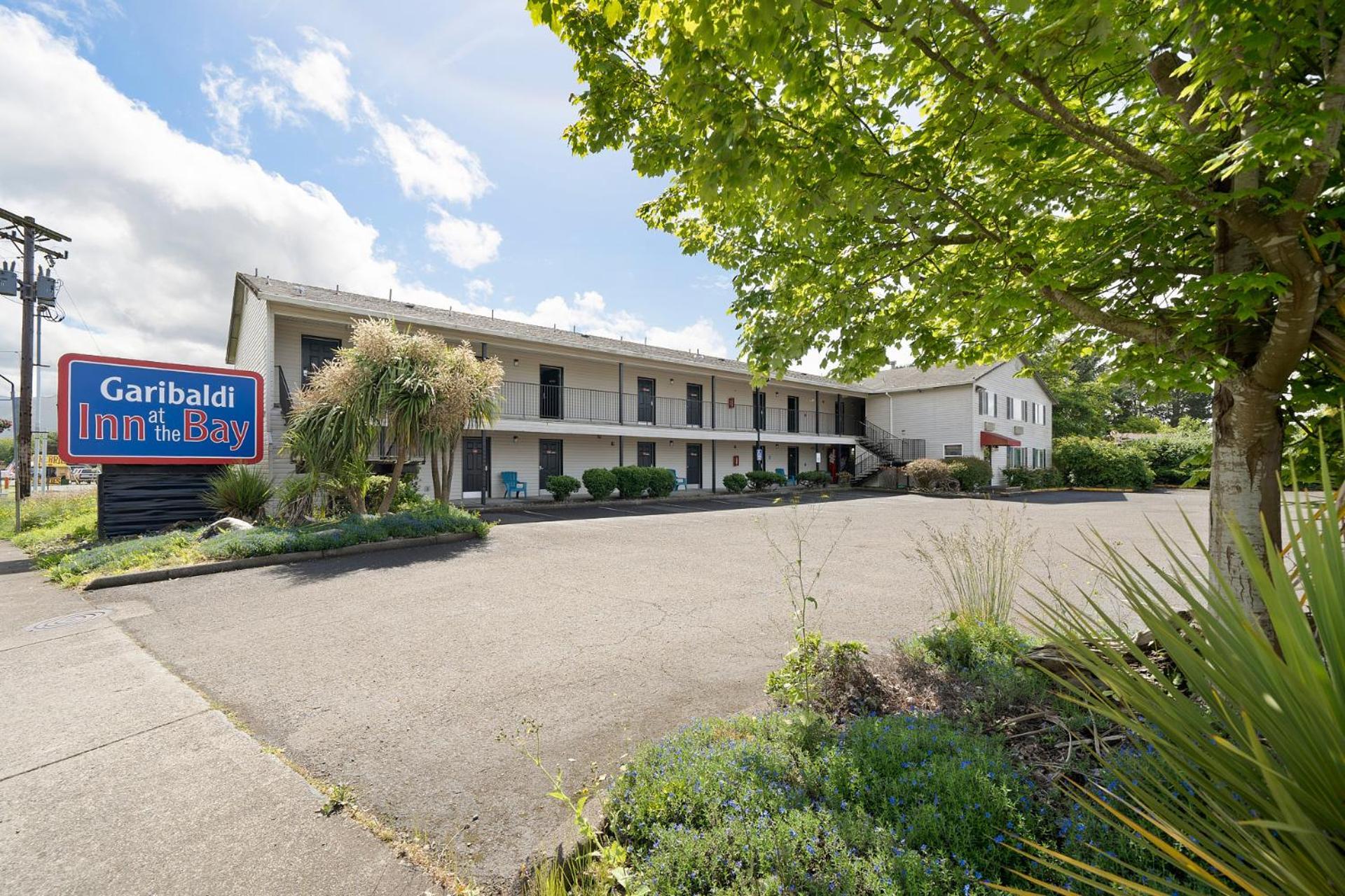 Garibaldi Inn at the Bay photo 2
