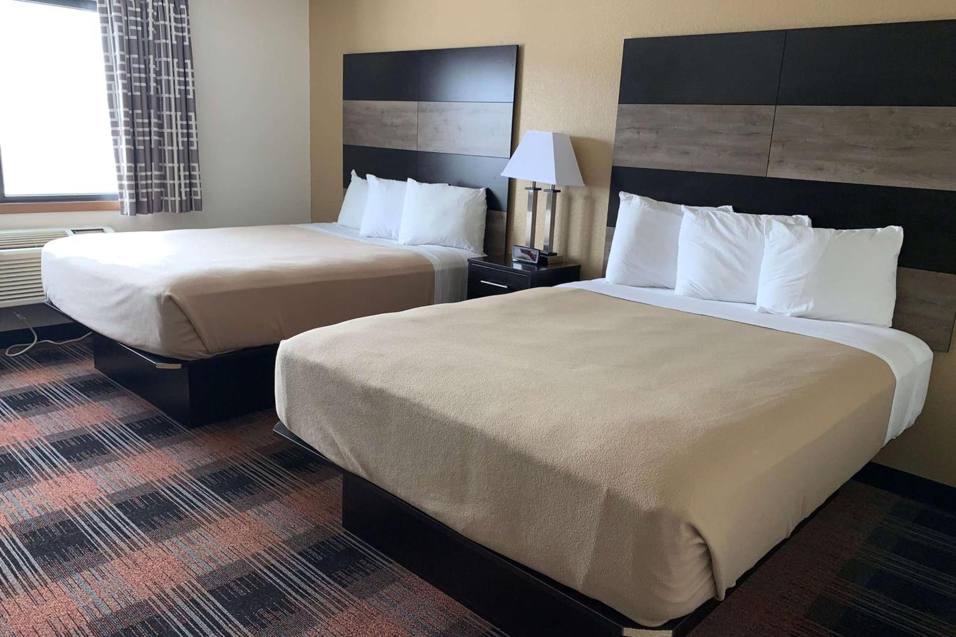 Baymont by Wyndham Waupun photo 26