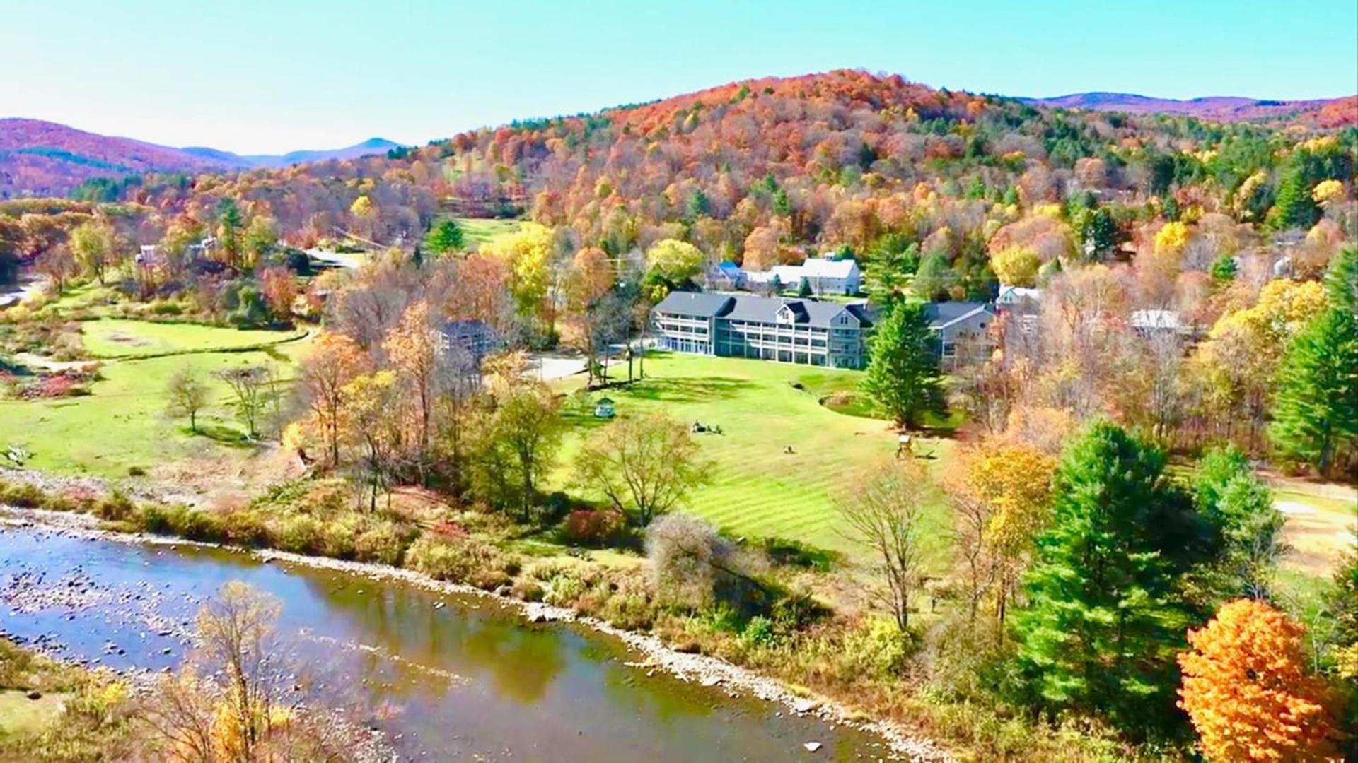 On the River Inn — hotel in Woodstock