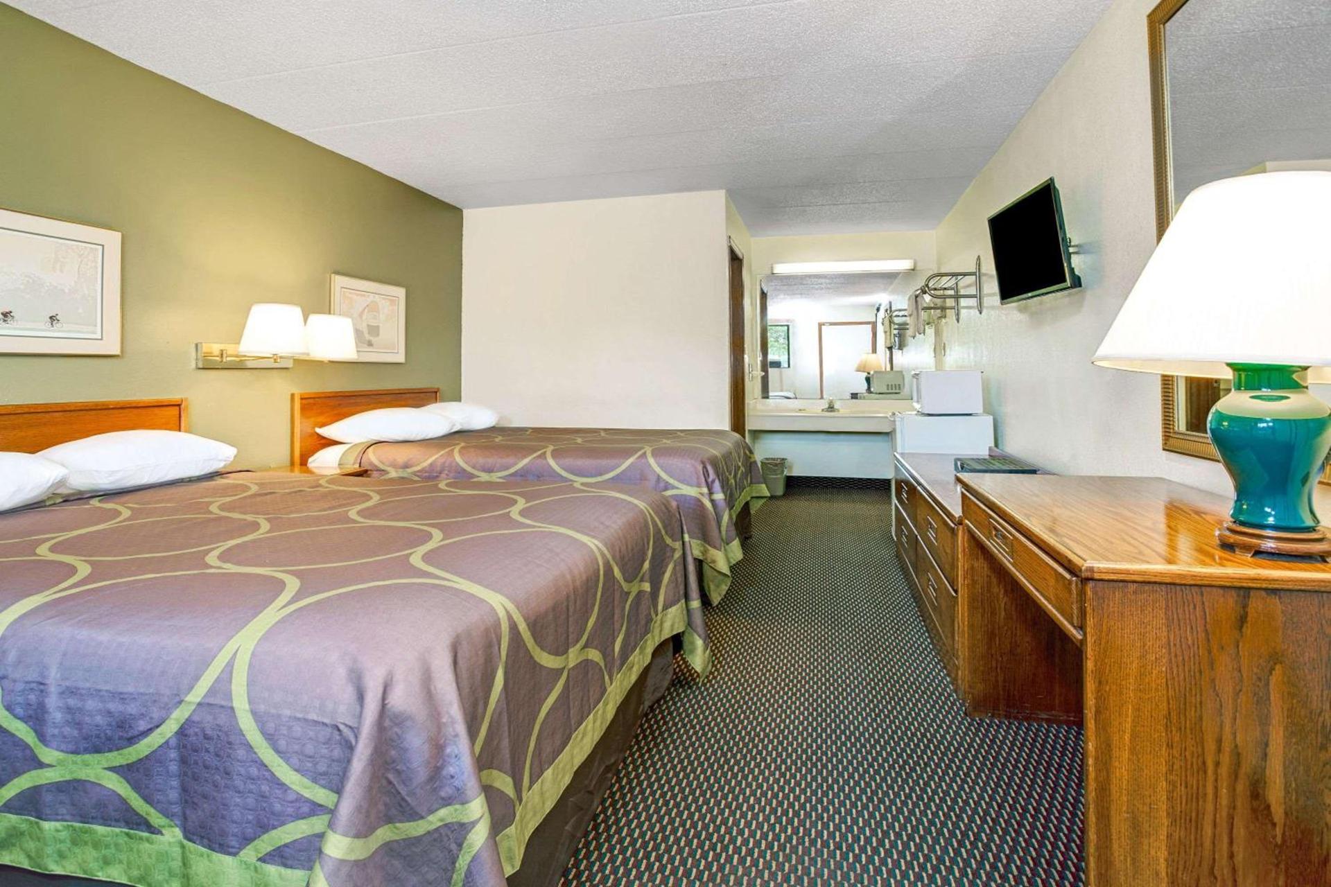 Super 8 by Wyndham Fort Mitchell Cincinnati Area photo 26