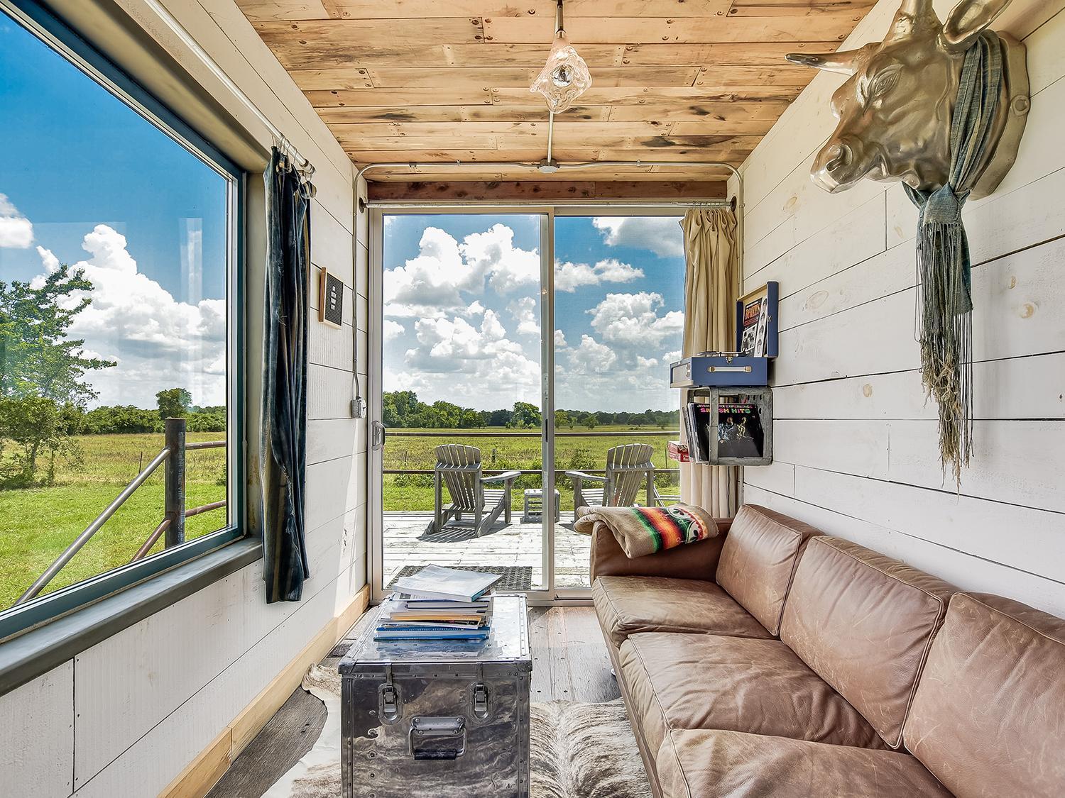 FlopHouze Shipping Container Hotel photo 16