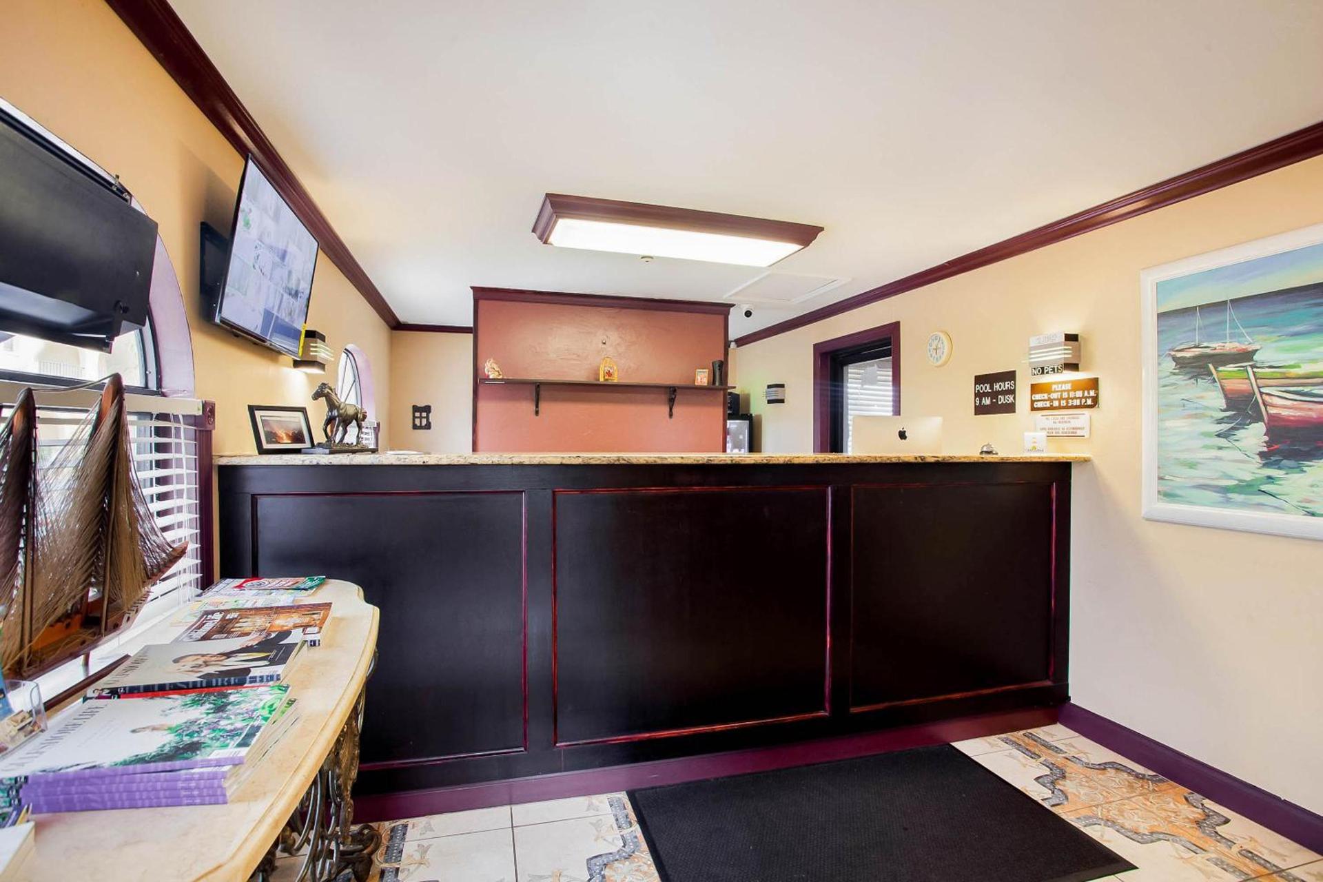 OYO Waterfront Hotel- Cape Coral Fort Myers, FL photo 24