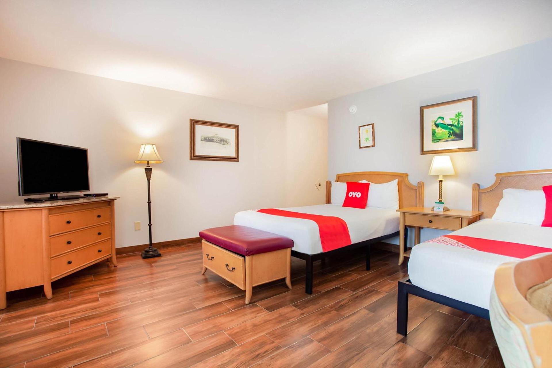 OYO Waterfront Hotel- Cape Coral Fort Myers, FL photo 42
