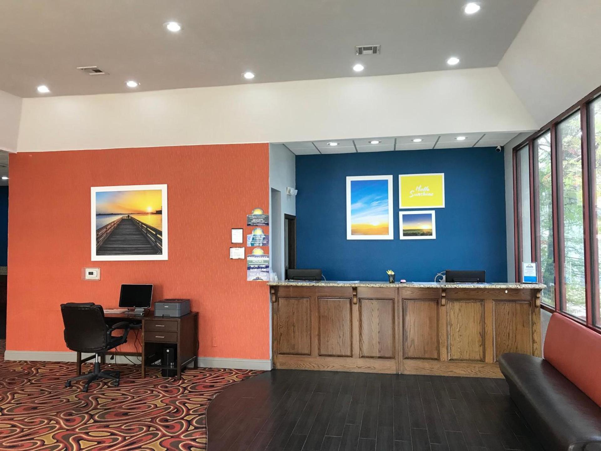 Days Inn by Wyndham Joplin photo 15