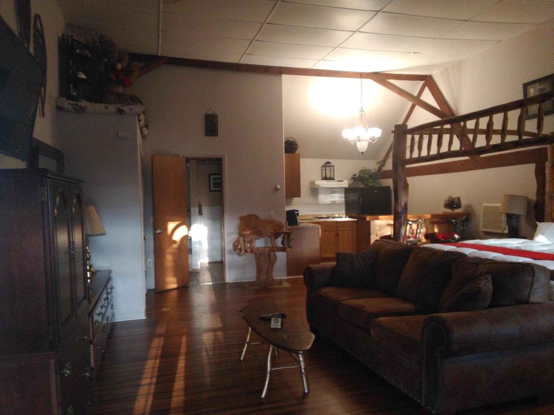 Stay Saratoga photo 9