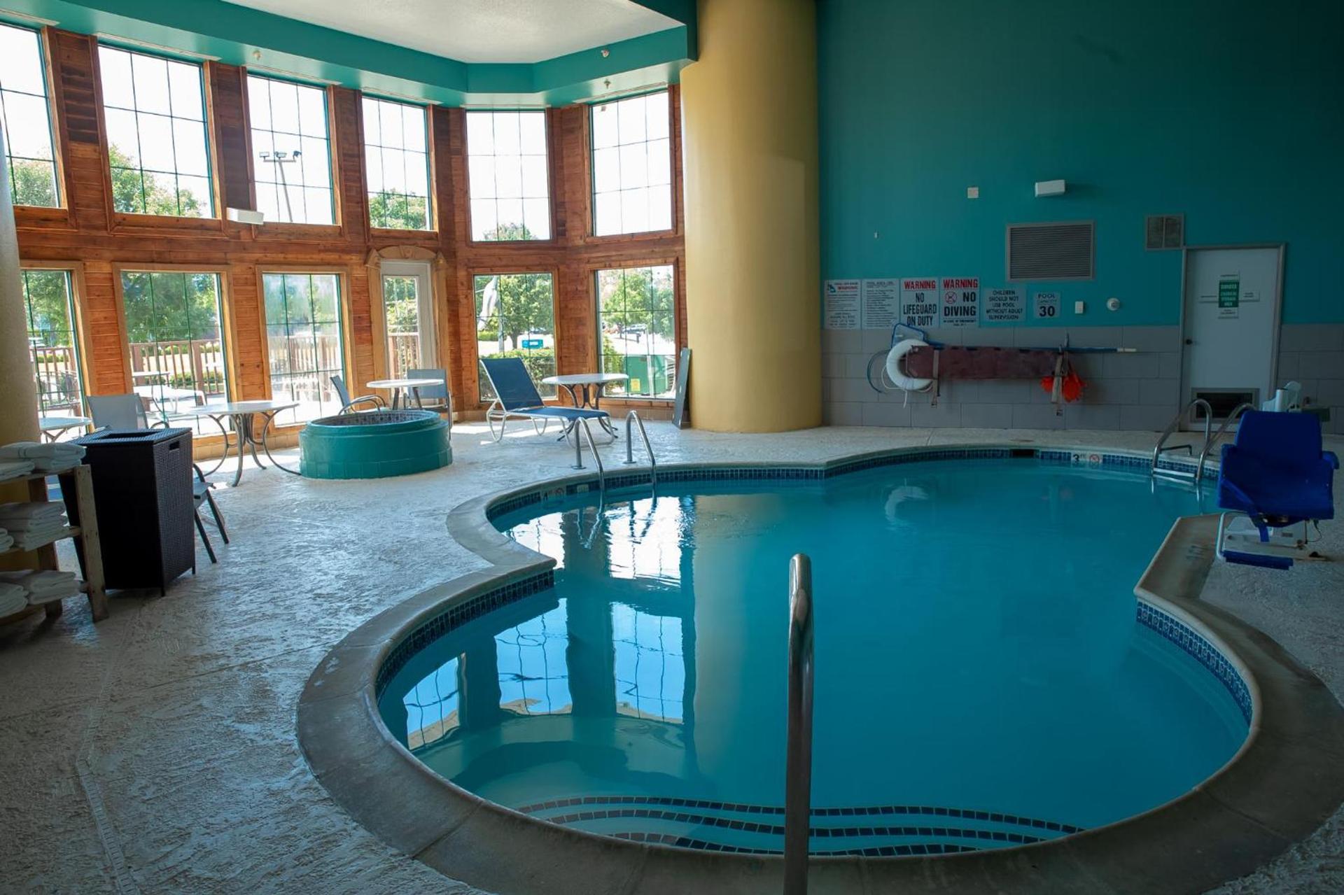 Clarion Pointe Indianapolis Airport photo 21