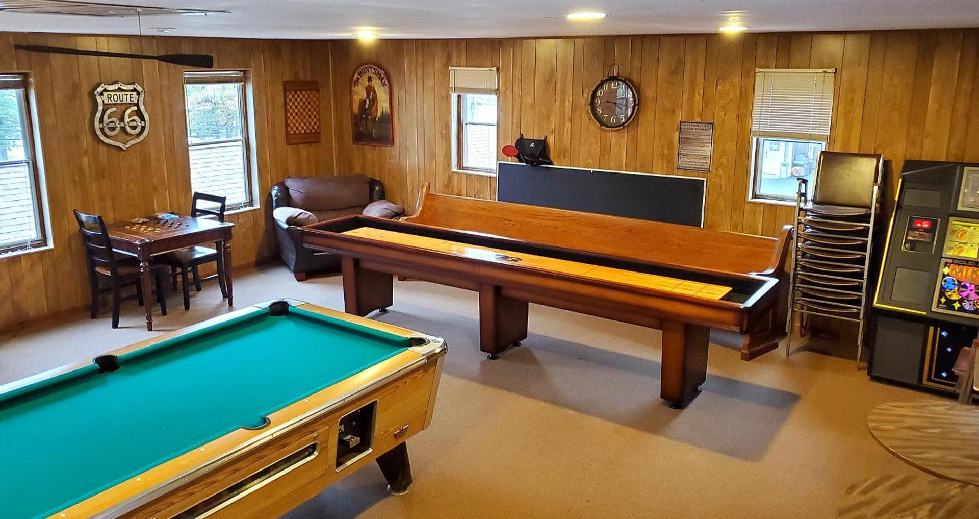 Birch Knoll Motel photo 10
