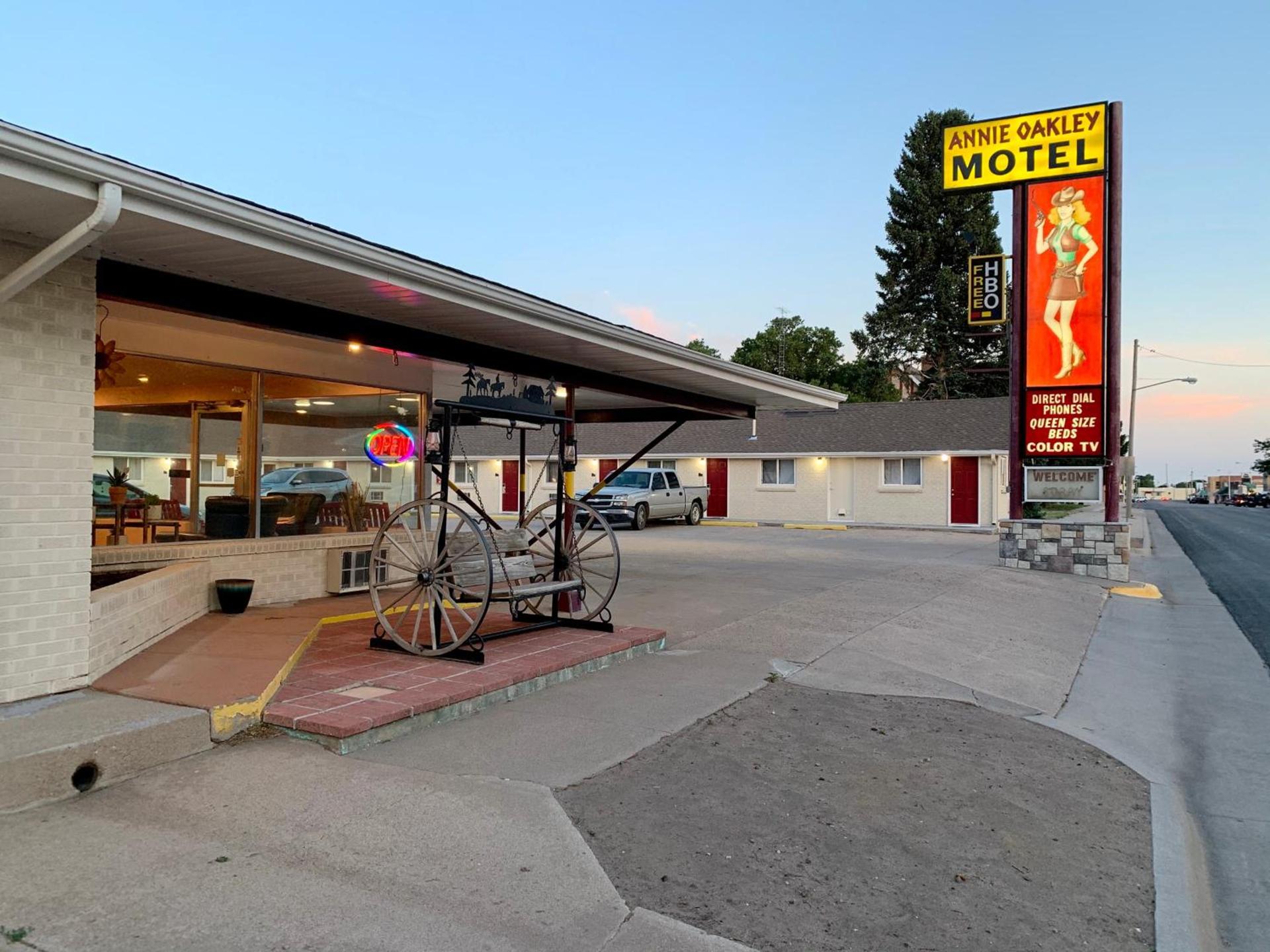 Annie Oakley Motel Oakley photo 80