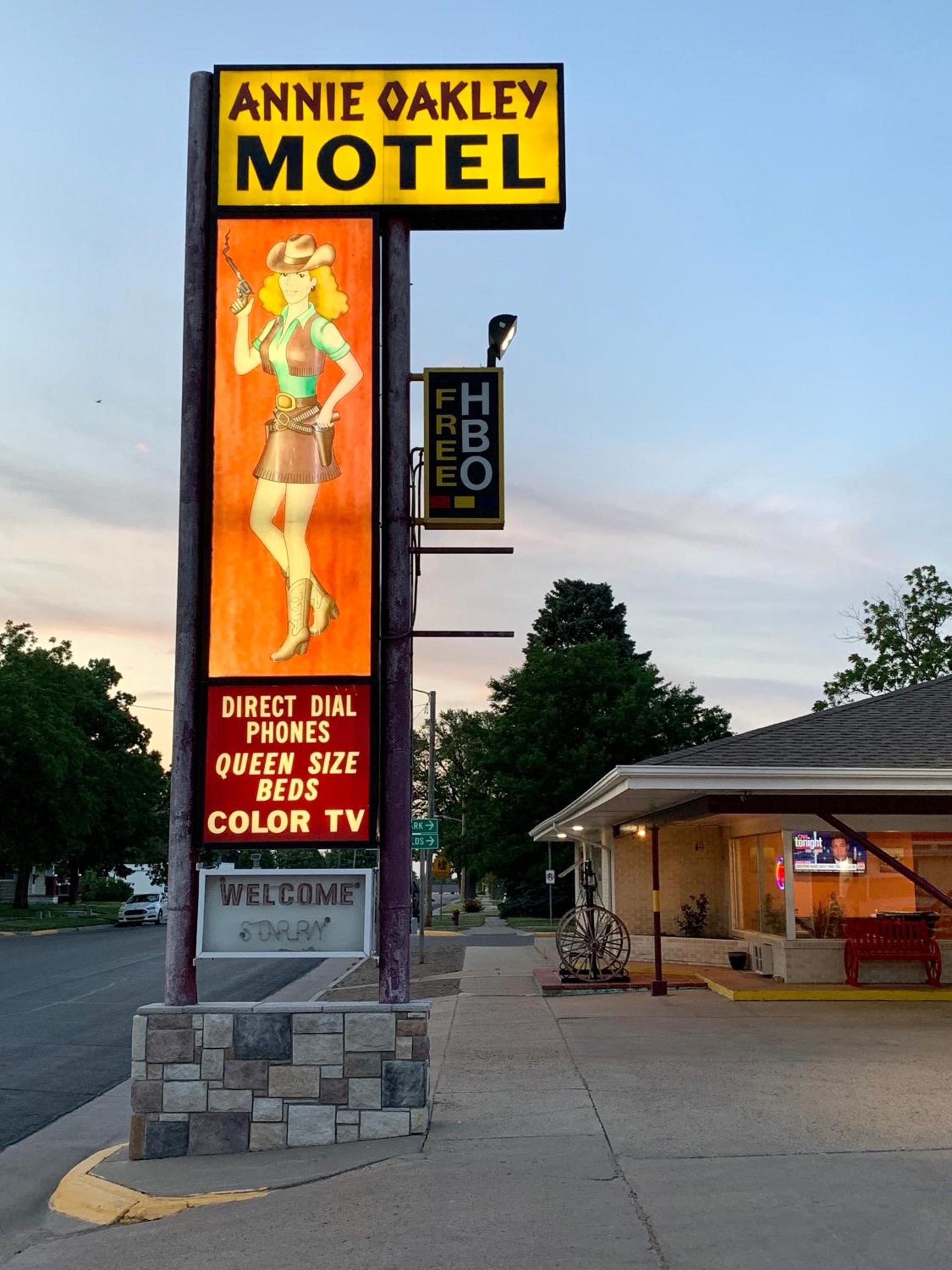 Annie Oakley Motel Oakley photo 73