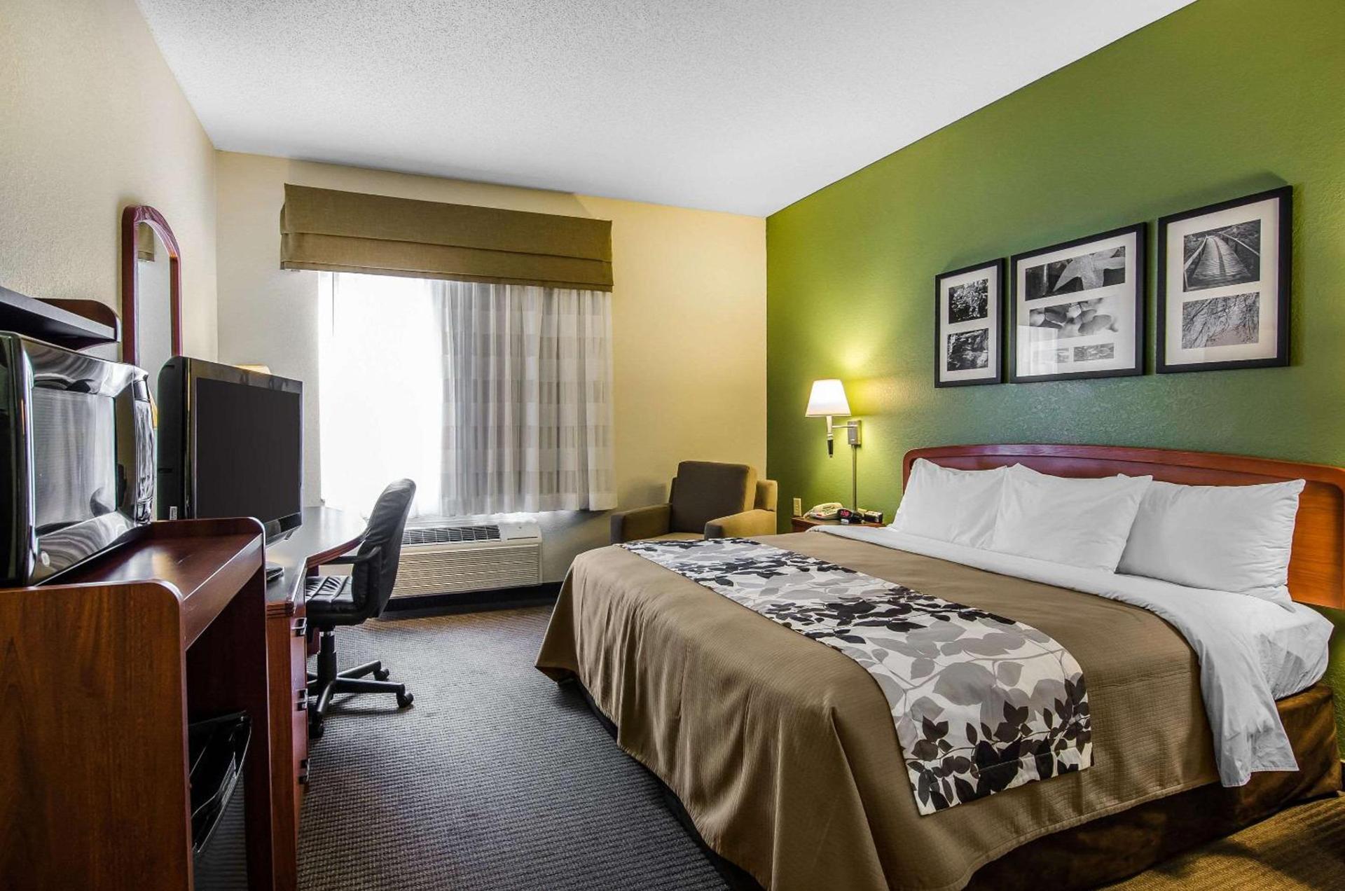 Sleep Inn & Suites Danville Hwy 58 photo 18