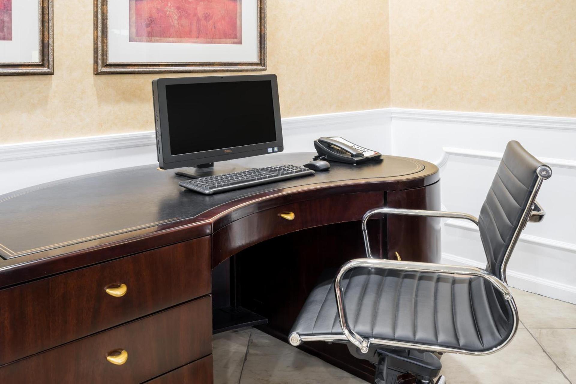 Howard Johnson by Wyndham Dalton photo 11