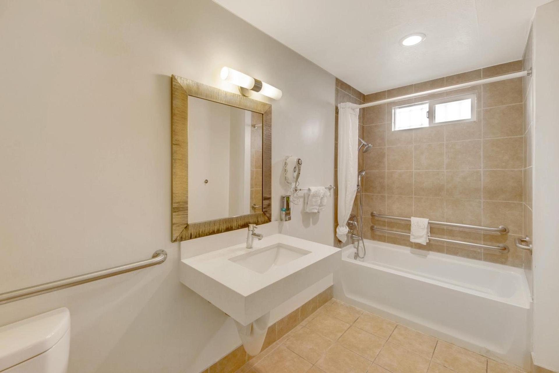 Hotel 414 Anaheim photo 13