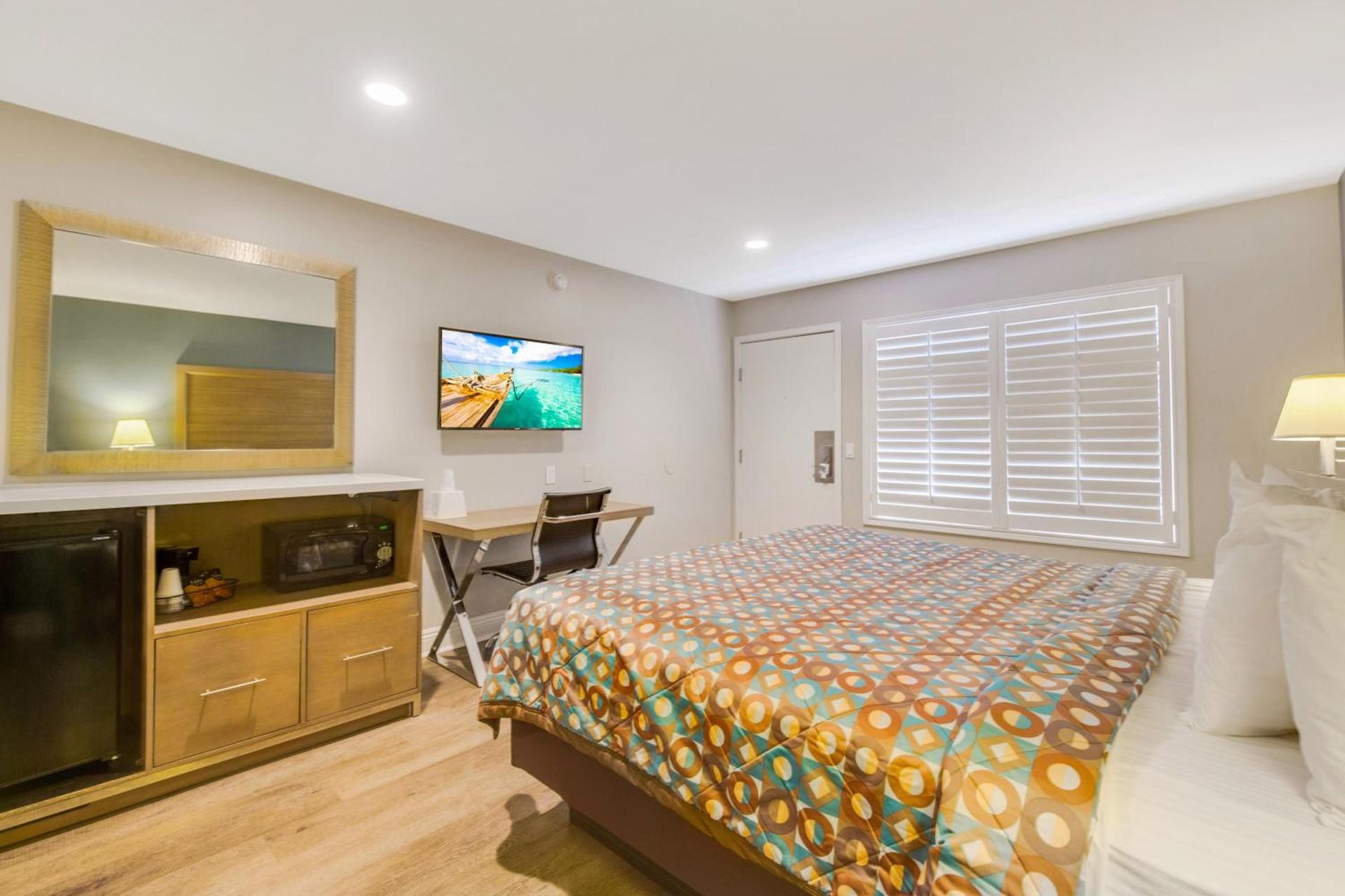 Hotel 414 Anaheim photo 6