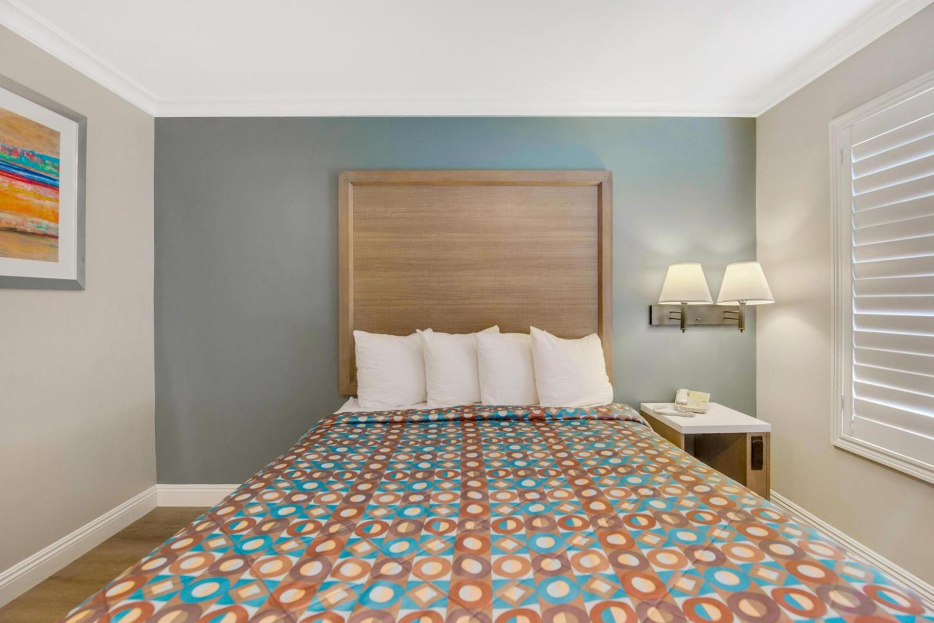 Hotel 414 Anaheim photo 17