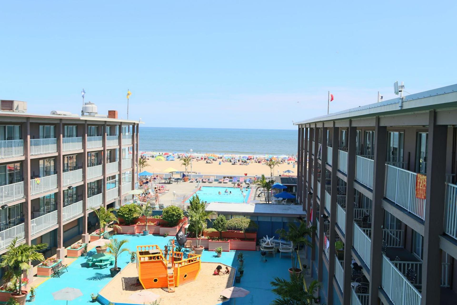 Flagship Oceanfront photo 6
