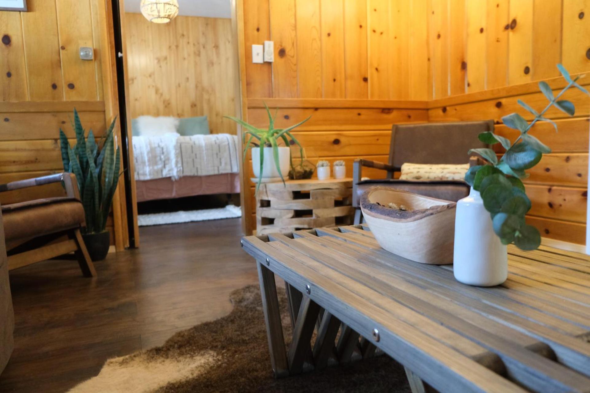 Lake Front Cabins photo 49