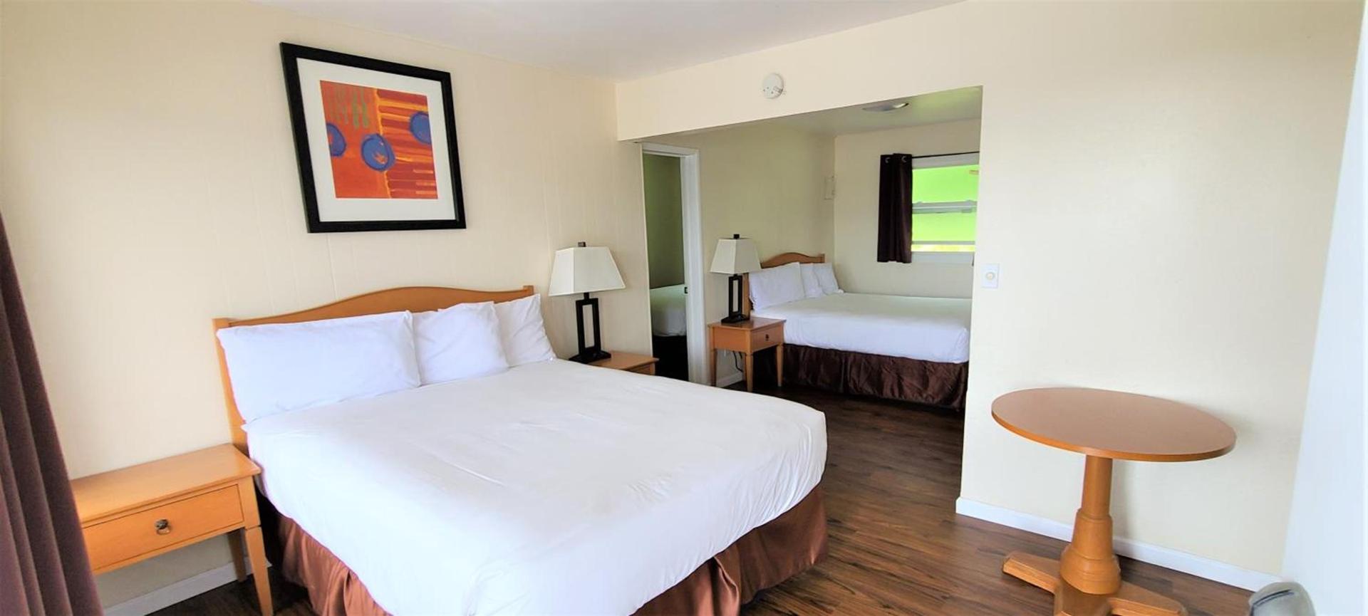 Blue Coast Inn & Suites photo 75