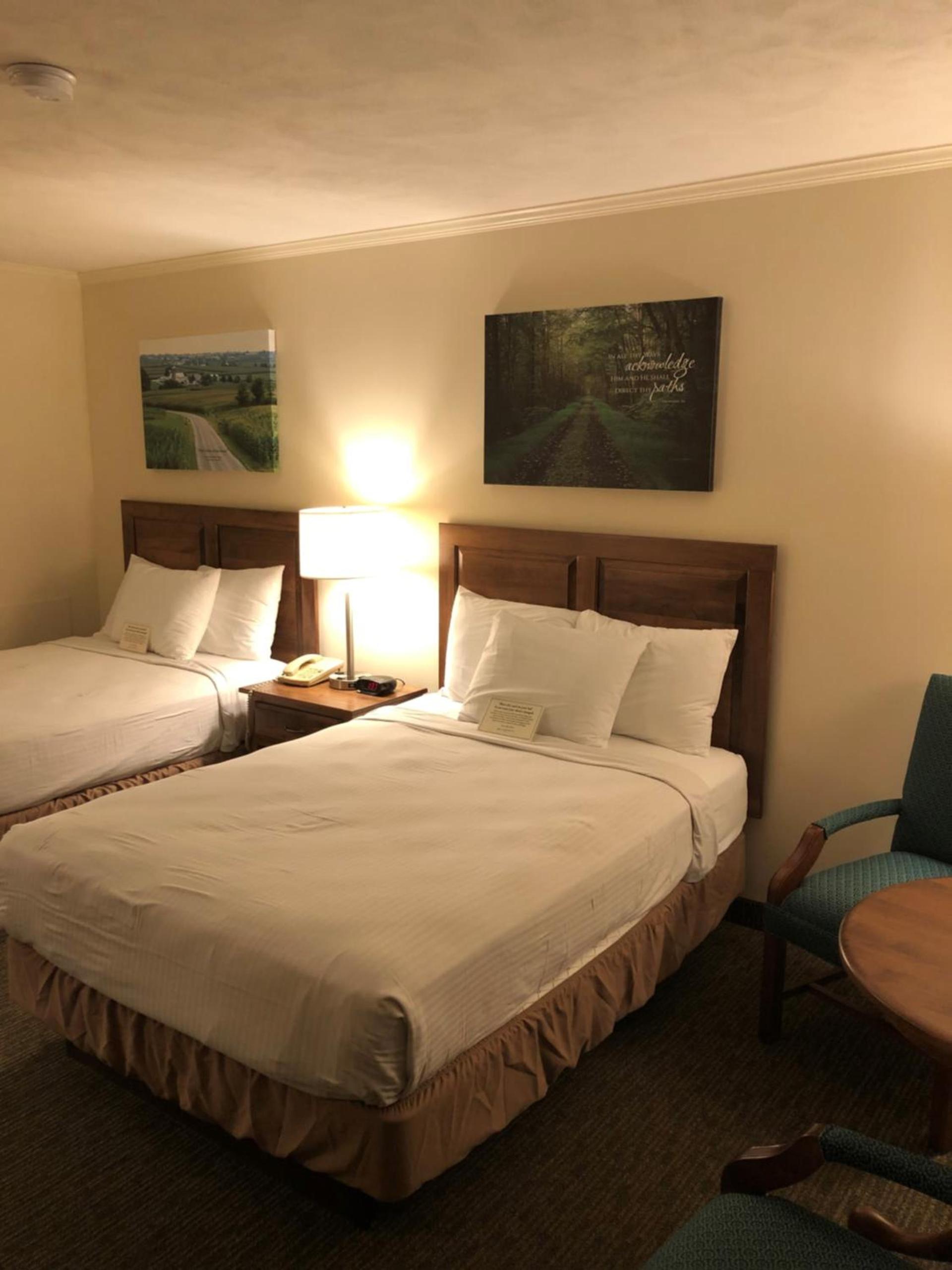 Bird-in-Hand Family Inn photo 25