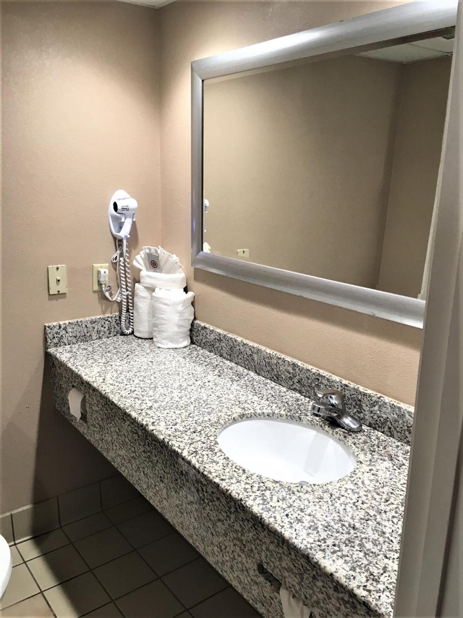 Comfort Inn & Suites Asheboro East photo 22