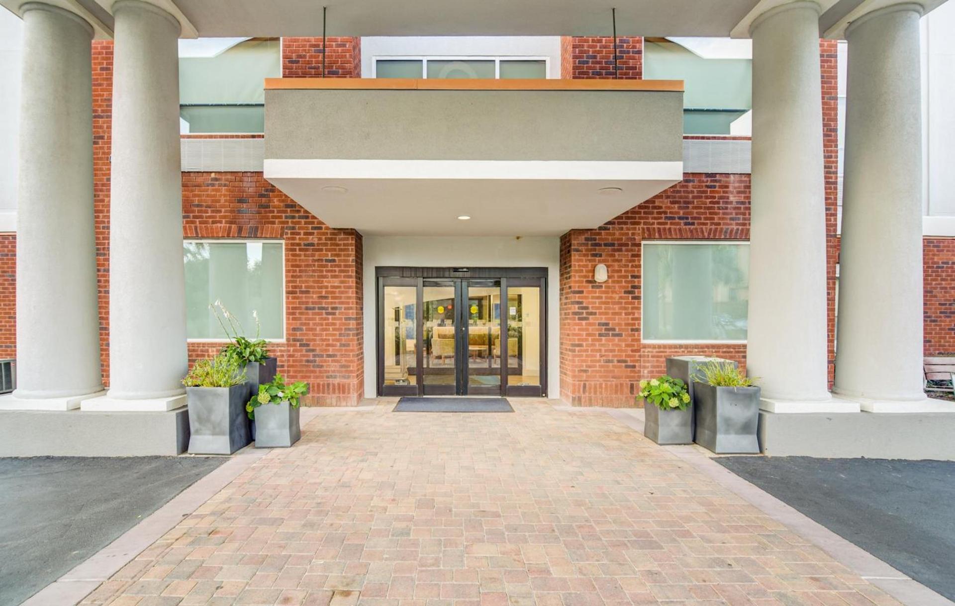 Holiday Inn Express Hotel & Suites Foley by IHG photo 28