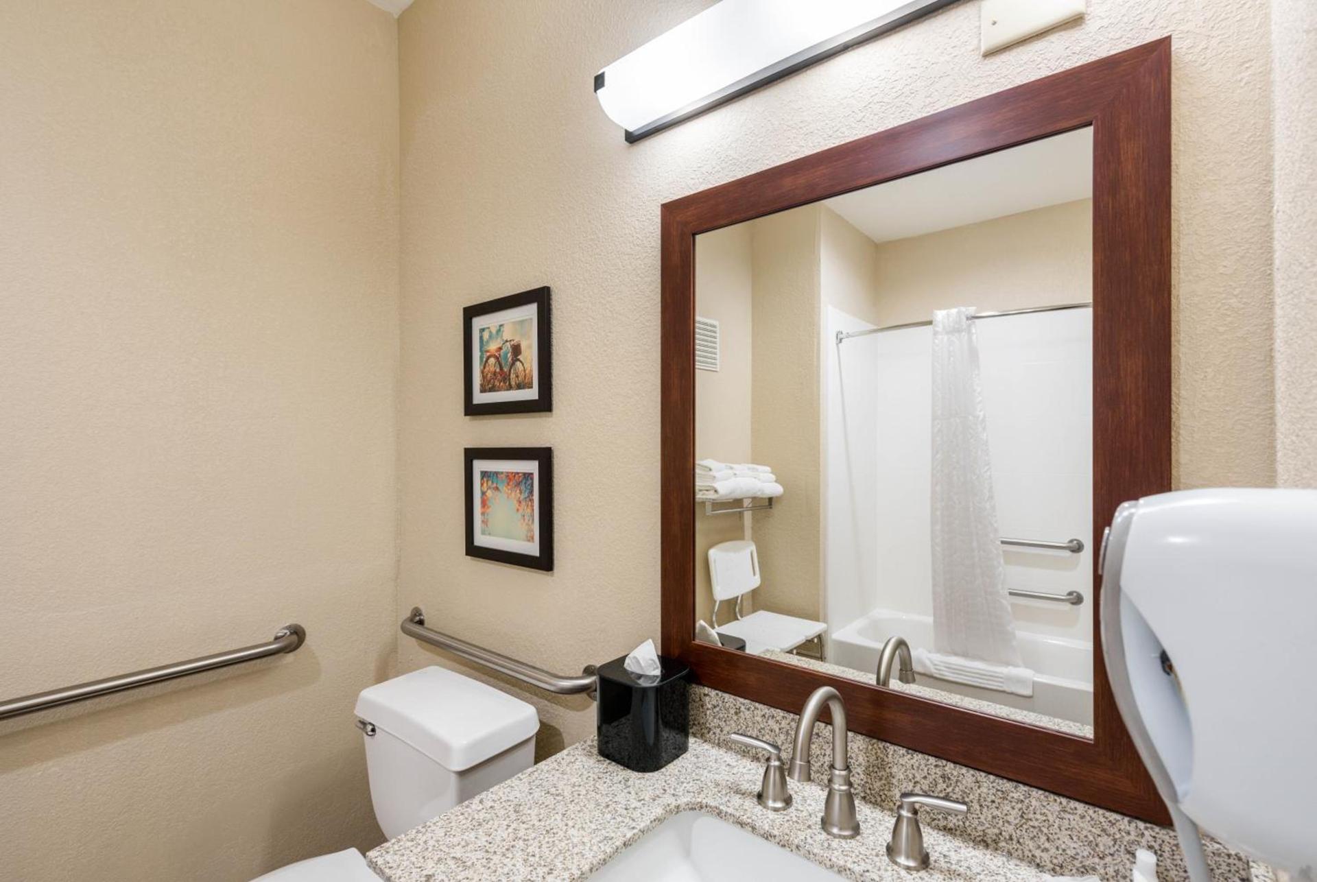 Comfort Inn Onalaska - La Crosse Area photo 15