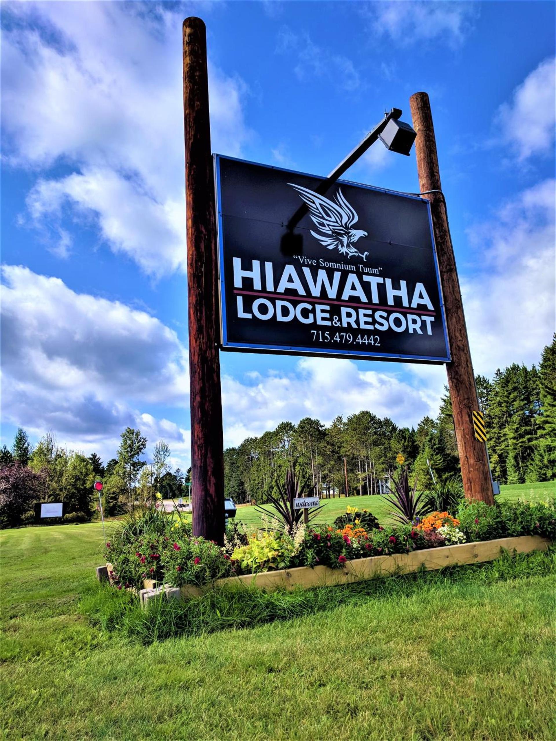 Hiawatha Lodge Inn photo 2