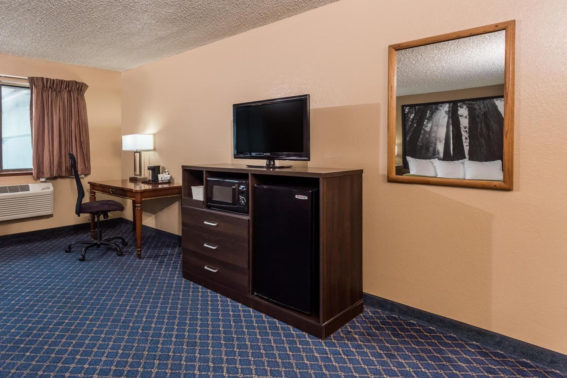 Super 8 by Wyndham Arcata photo 16
