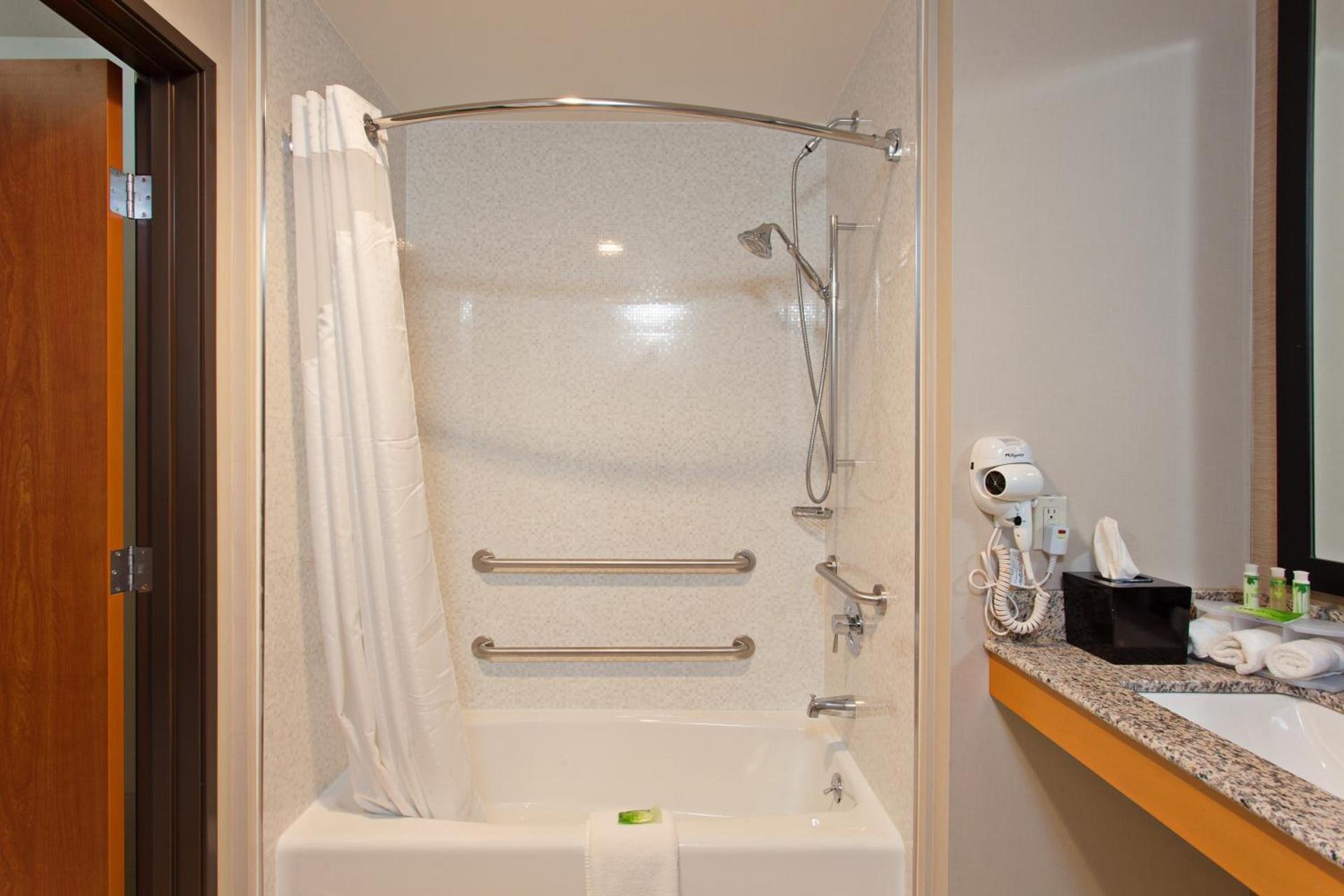 Hampton Inn by Hilton North Hollywood photo 32
