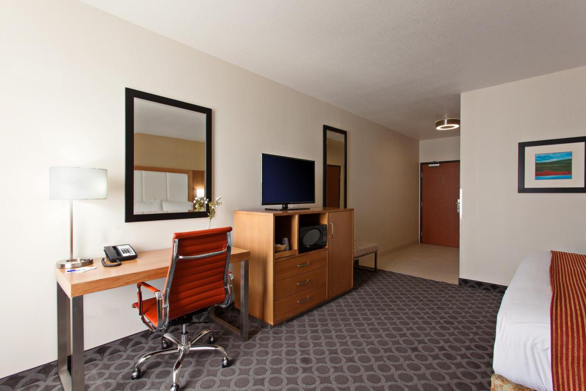 Hampton Inn by Hilton North Hollywood photo 22