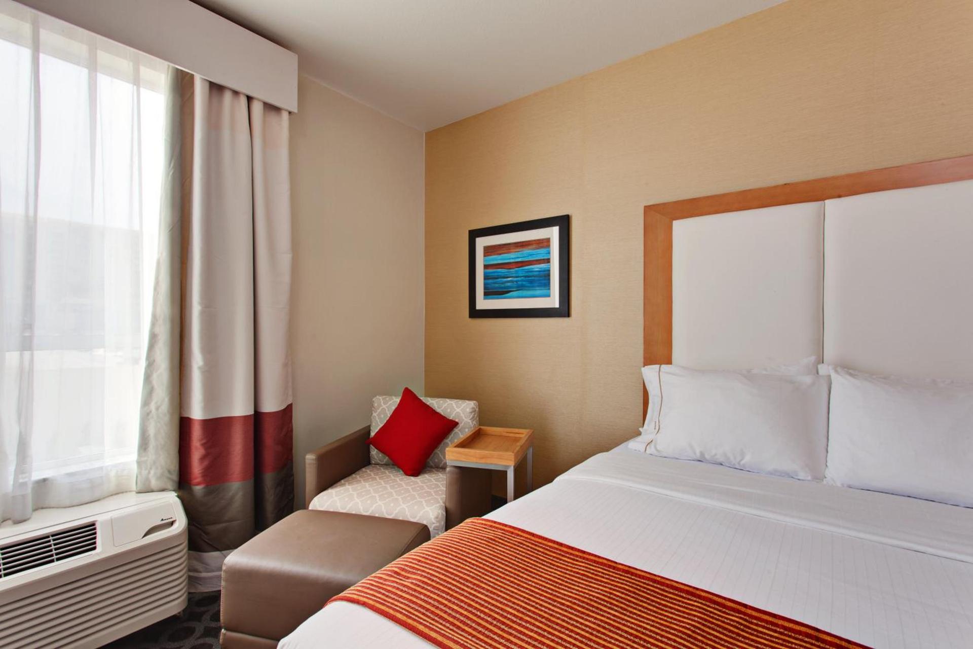 Hampton Inn by Hilton North Hollywood photo 27