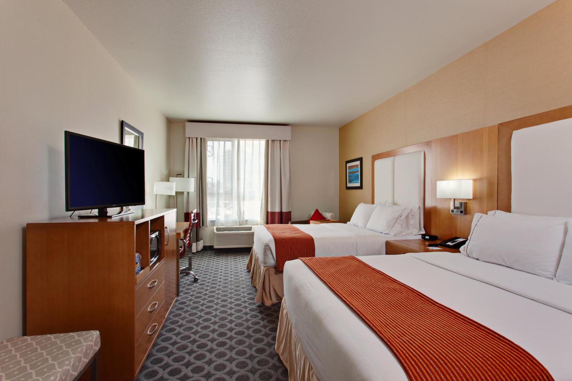 Hampton Inn by Hilton North Hollywood photo 14