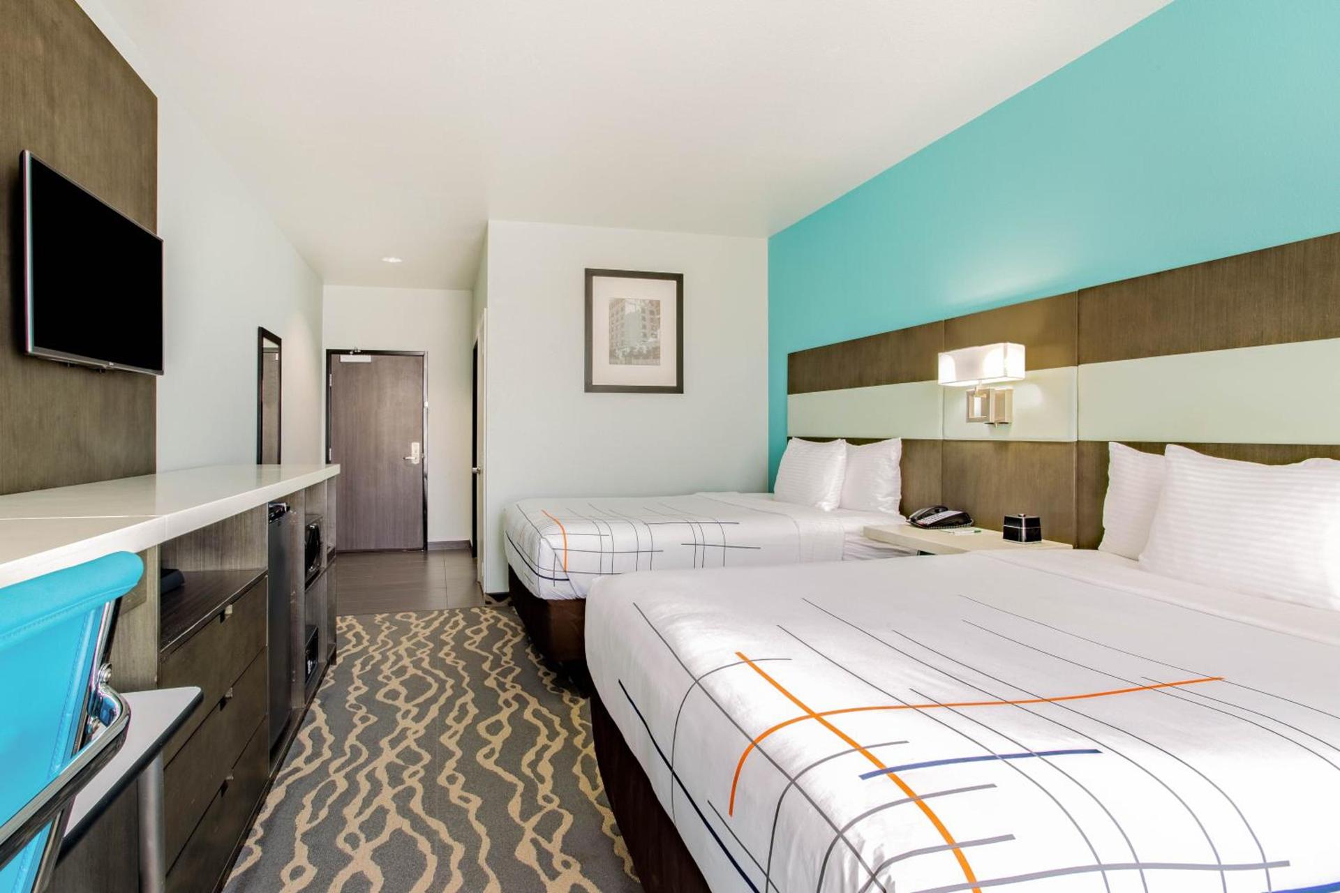 La Quinta Inn & Suites by Wyndham Northlake Ft. Worth photo 16