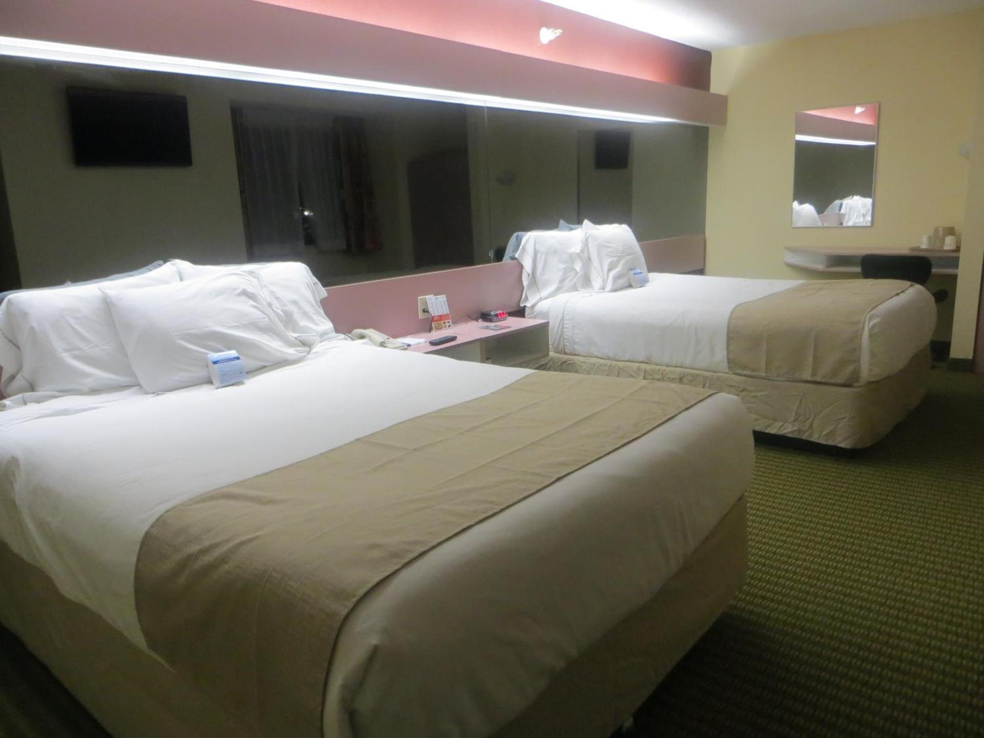 Quality Inn Knoxville West Cedar Bluff photo 8