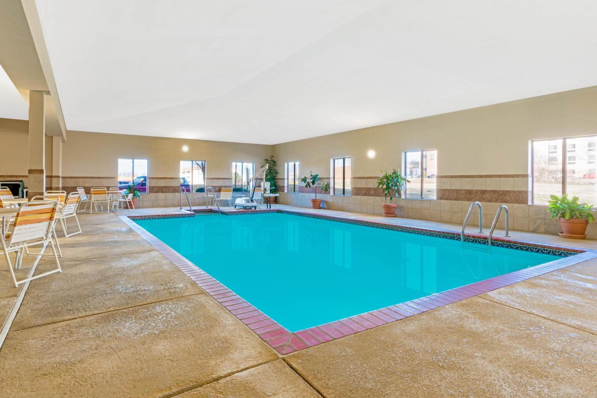La Quinta by Wyndham Midwest City - Tinker AFB photo 43