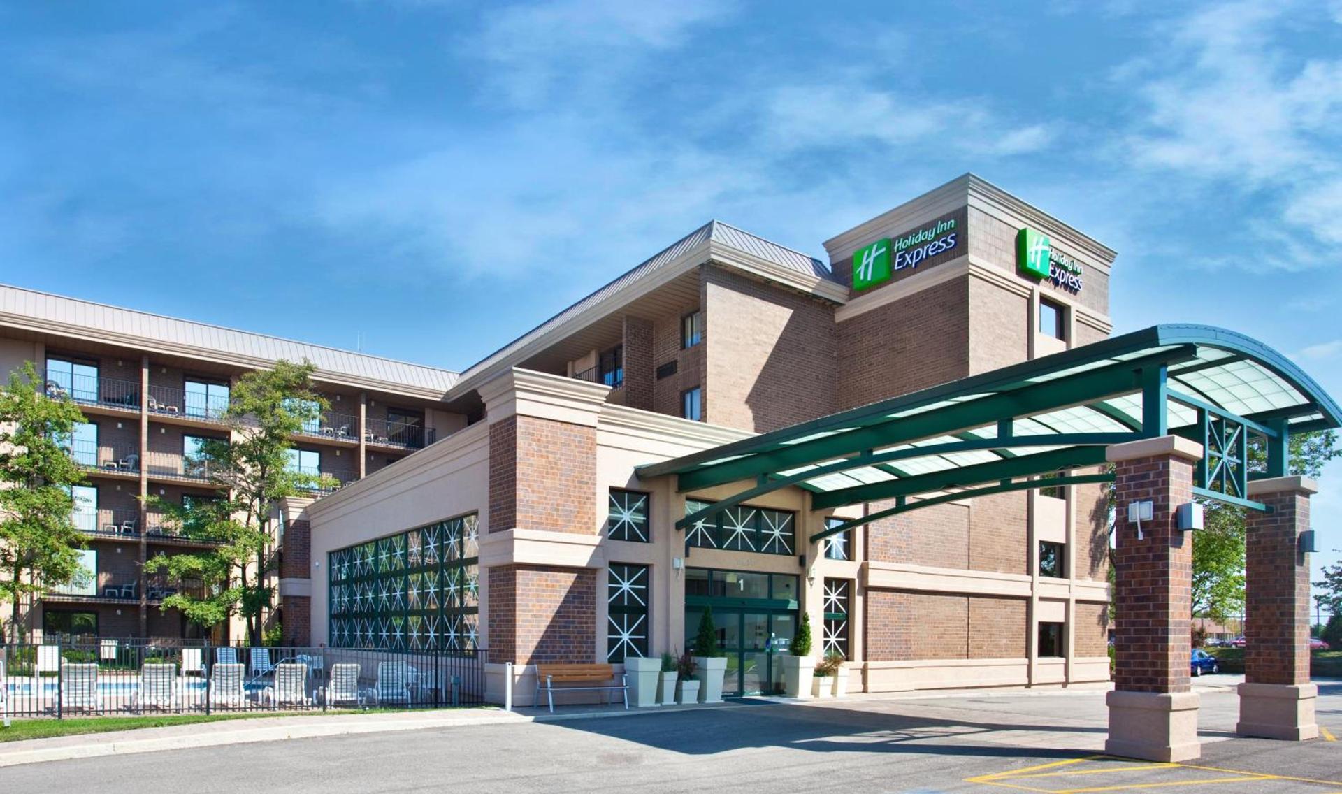 Holiday Inn Express Schaumburg-Rolling Meadows by IHG photo 12