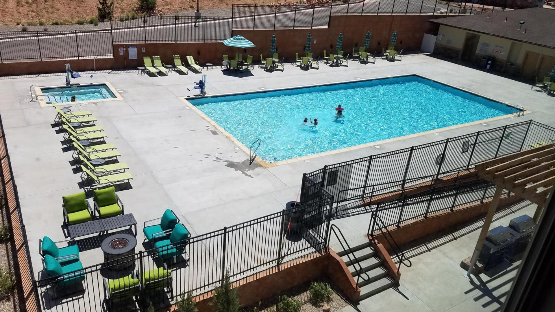 Wingate by Wyndham Moab photo 2