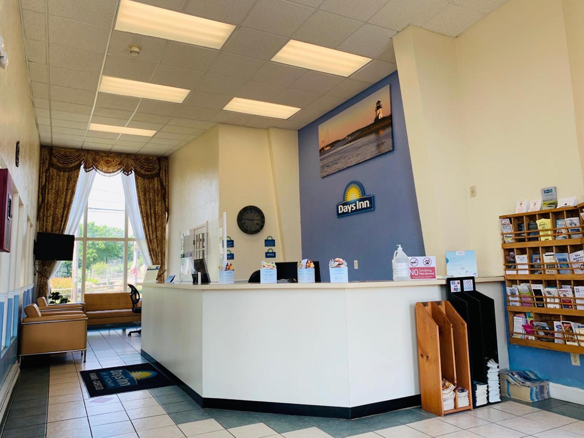 Days Inn by Wyndham - Cape Cod photo 10