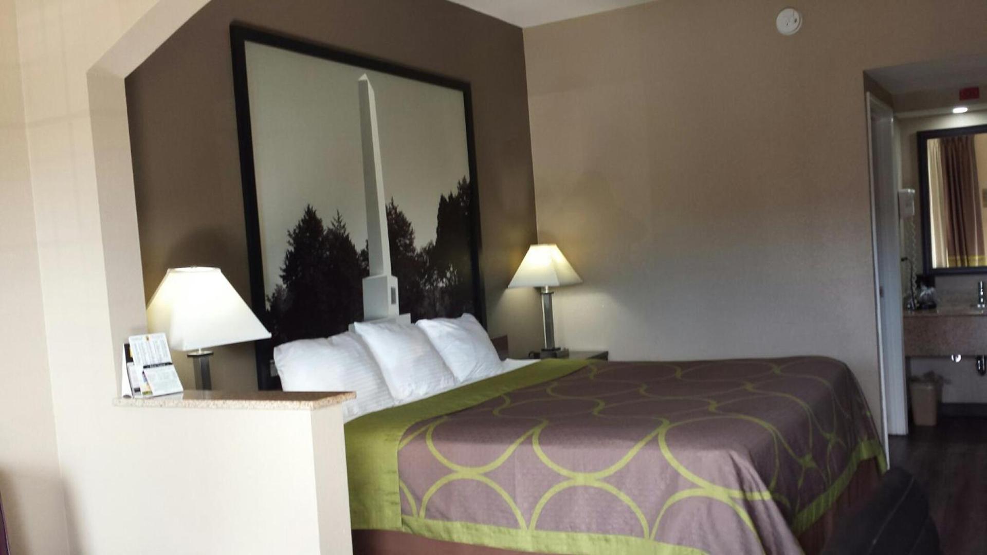 Super 8 by Wyndham Murfreesboro photo 21