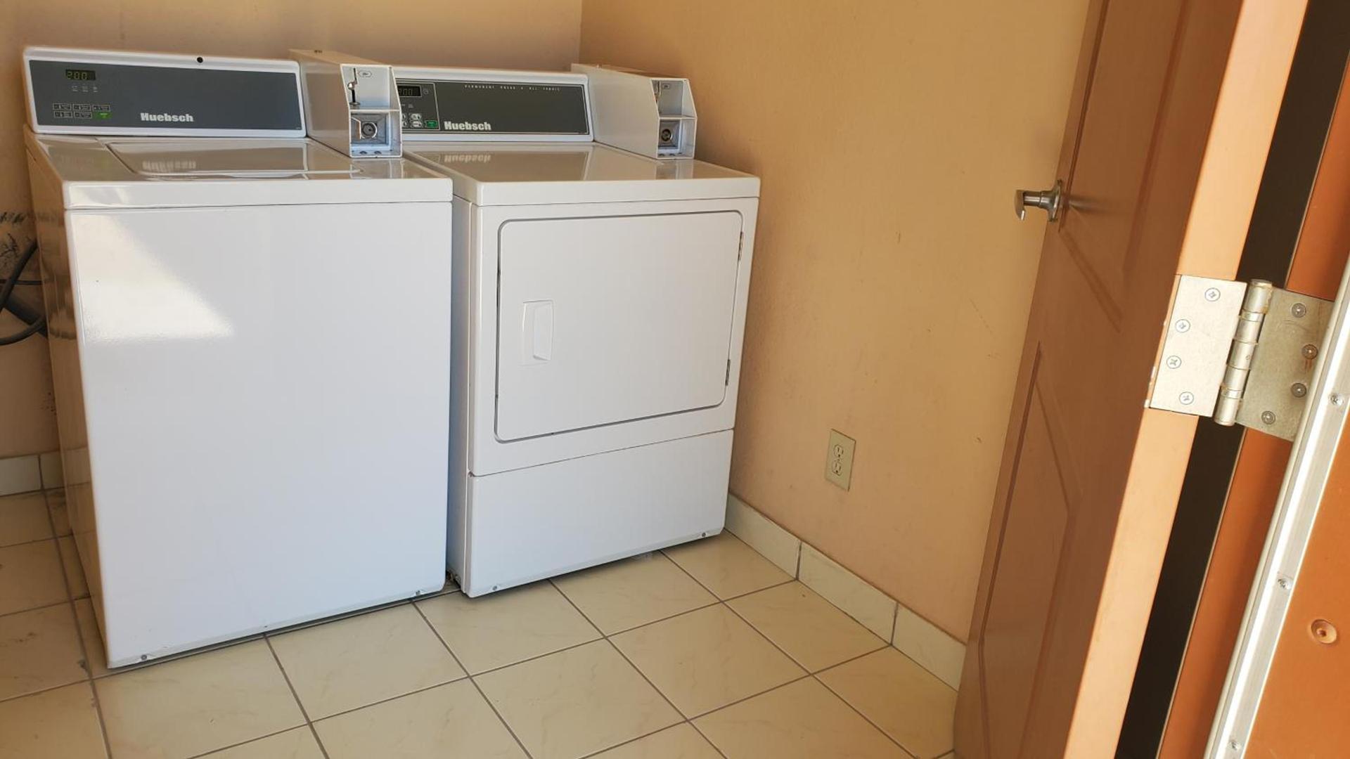 La Bonita Inn & Suites - McCamey photo 2