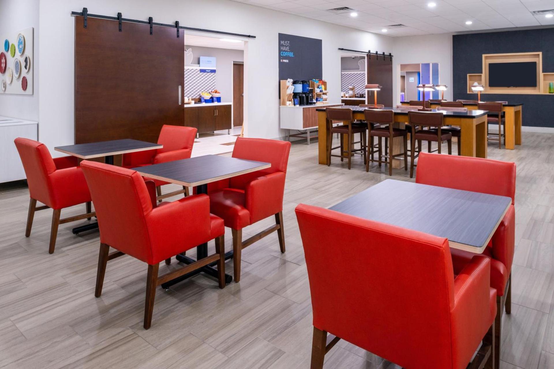 Holiday Inn Express & Suites - Shreveport - Downtown by IHG photo 23