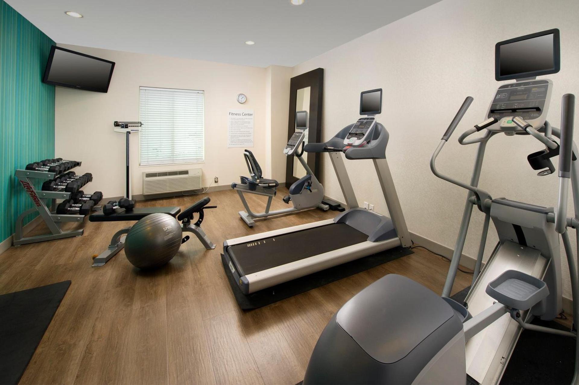 Holiday Inn Express & Suites San Antonio West Sea World Area by IHG photo 19