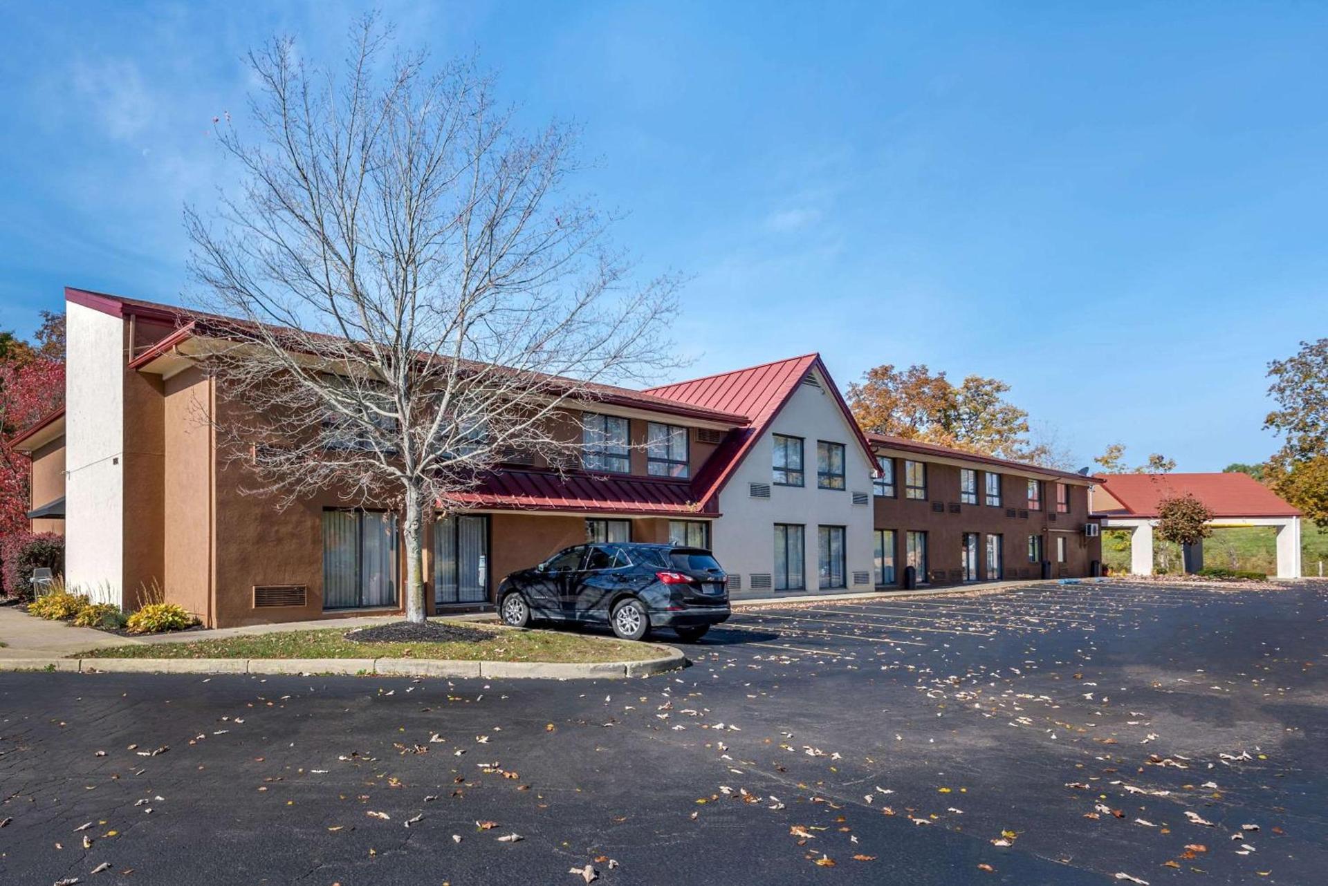 Quality Inn Falconer - Jamestown photo 1