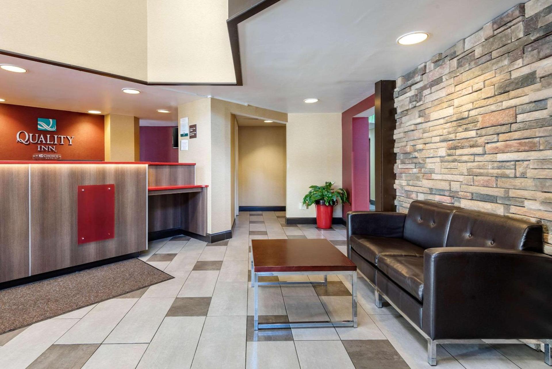 Quality Inn Falconer - Jamestown photo 5