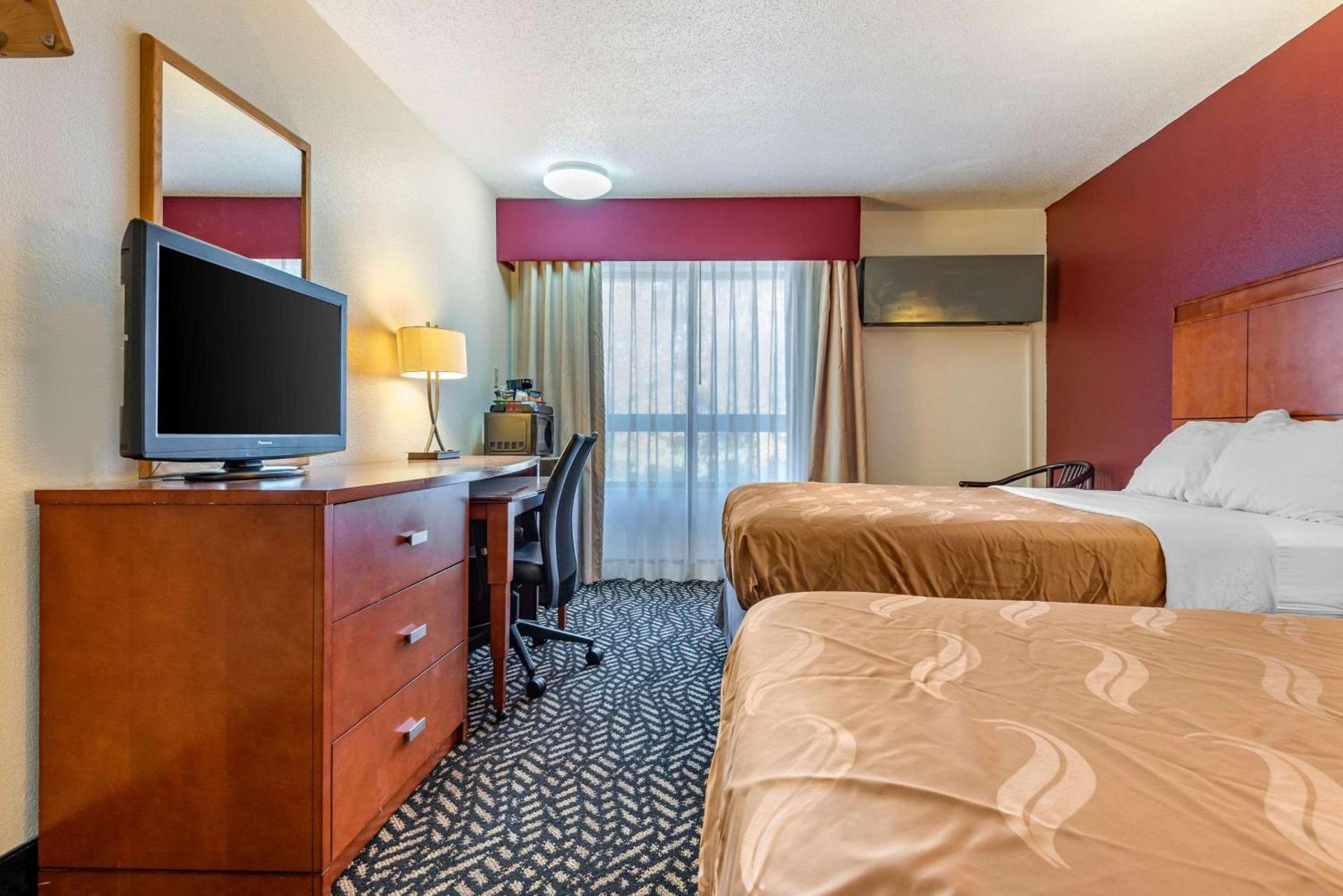 Quality Inn Falconer - Jamestown photo 6