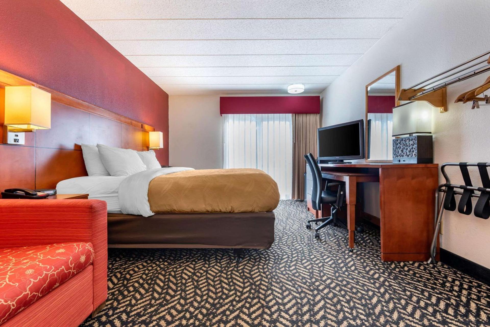 Quality Inn Falconer - Jamestown photo 8