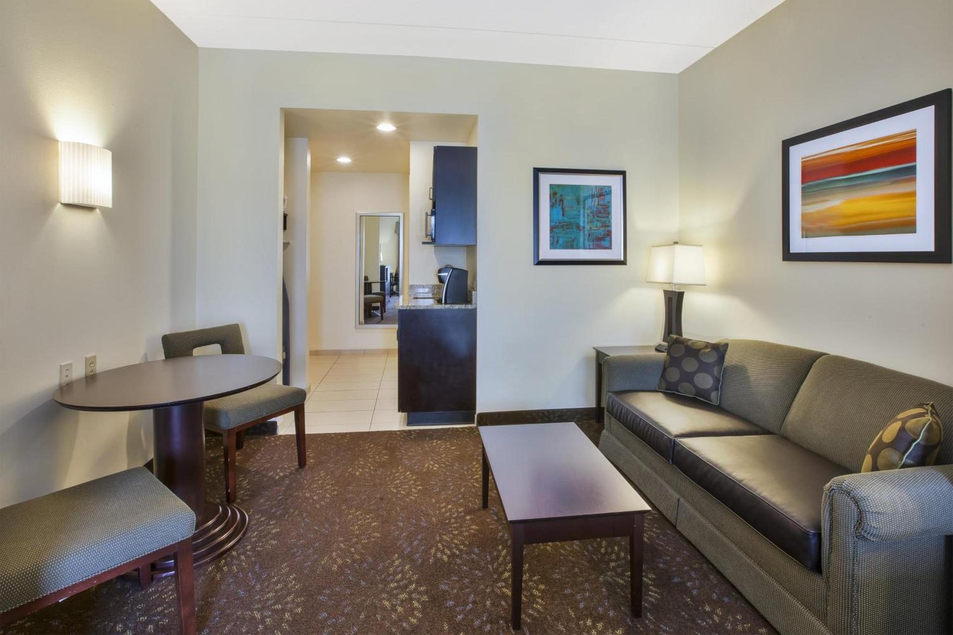 Holiday Inn Express & Suites Geneva Finger Lakes by IHG photo 50