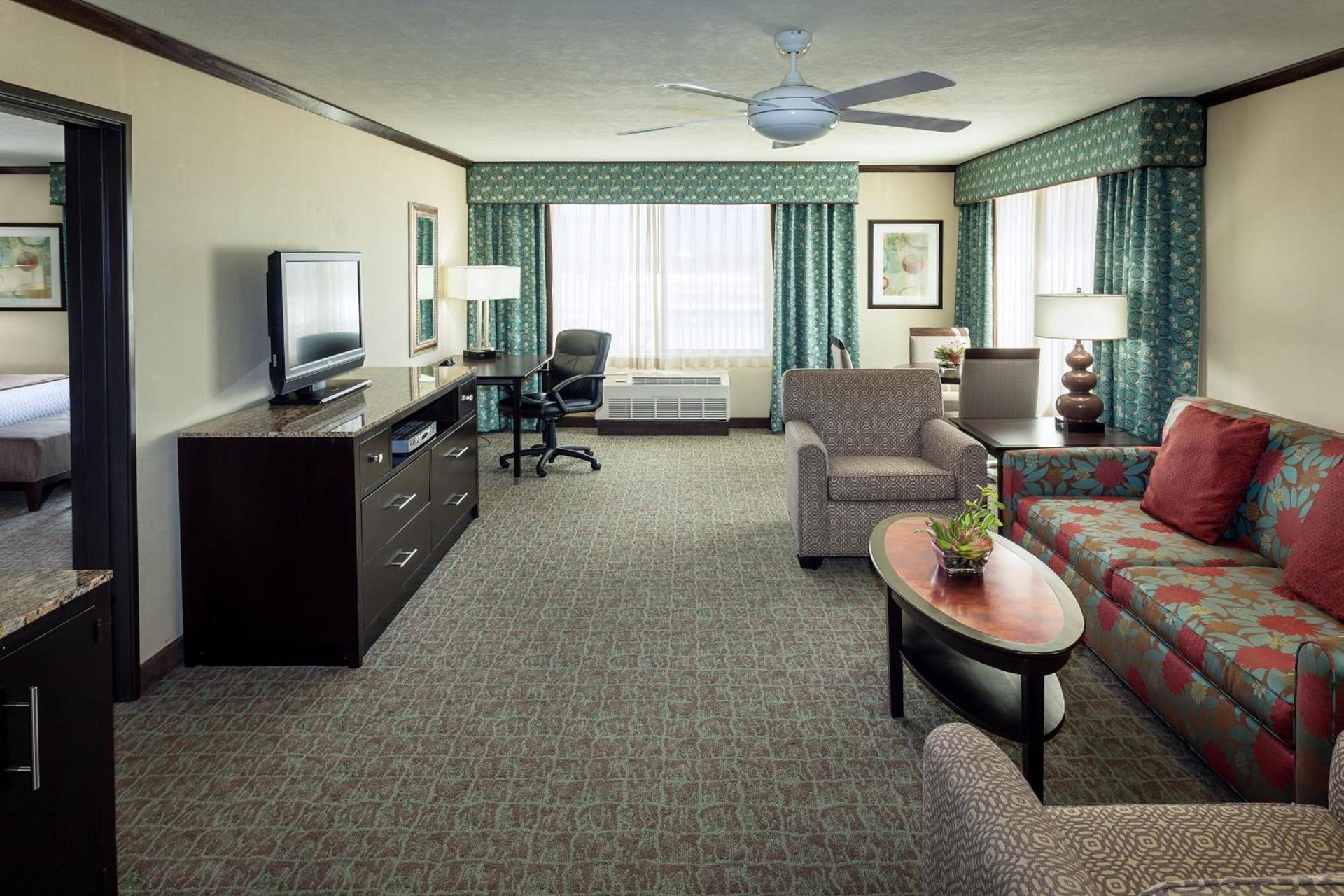 Crowne Plaza Anchorage-Midtown by IHG photo 68